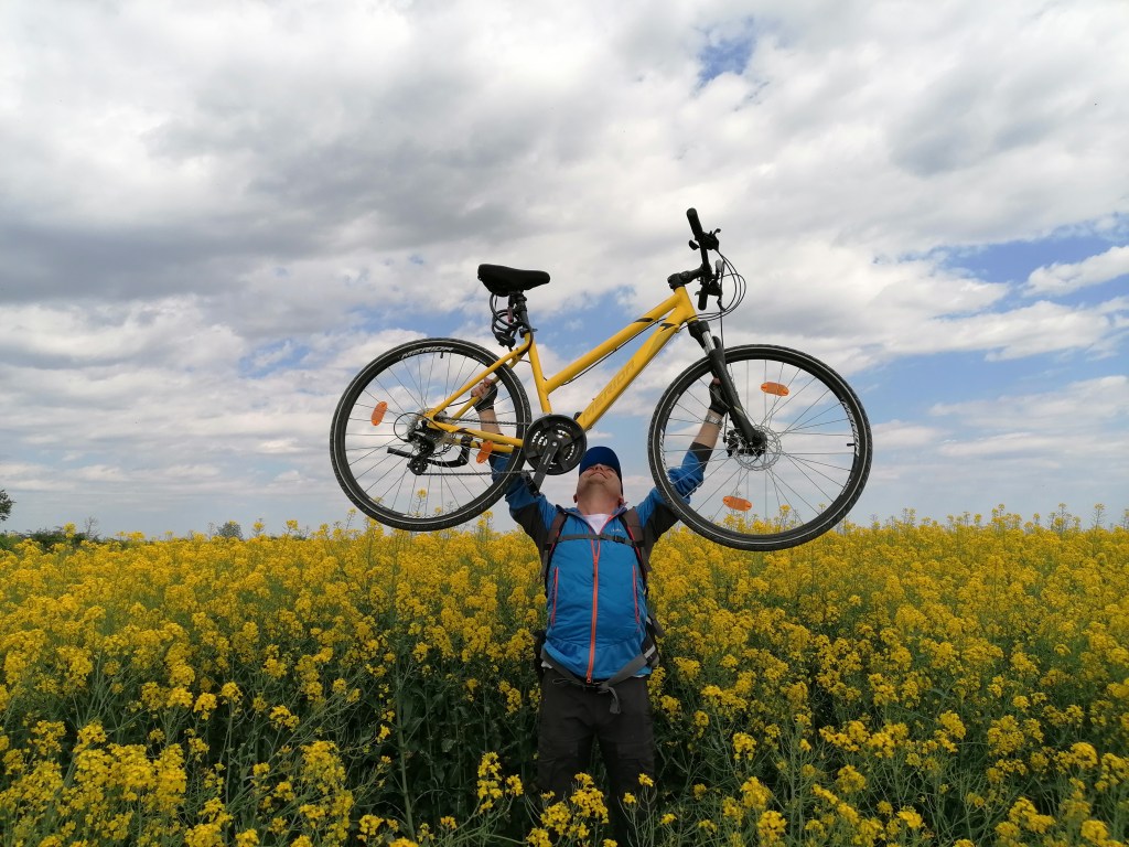 cu bicicleta pe Drumul vinului