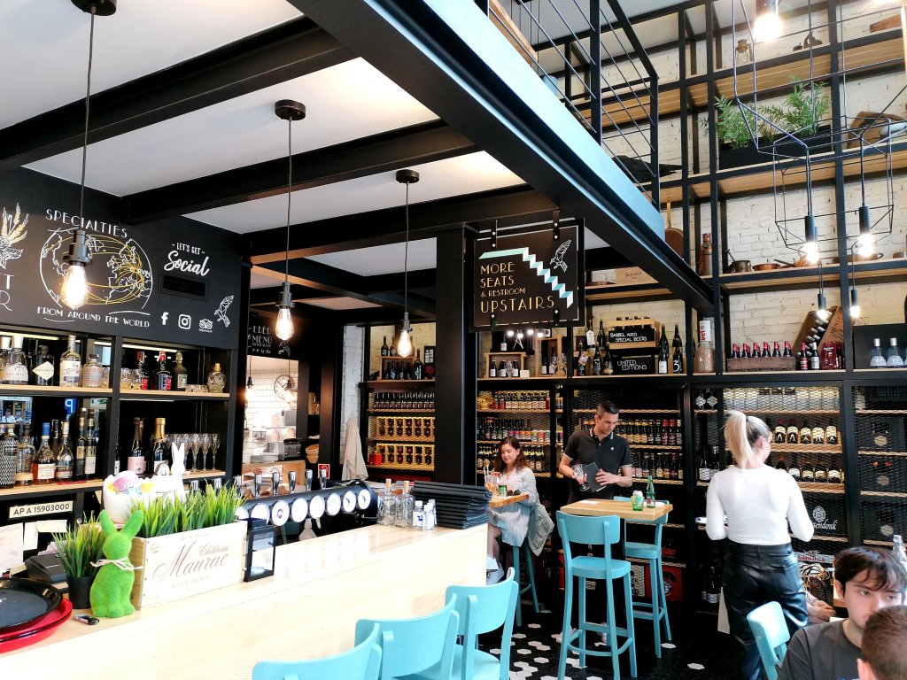 Corvin Bistro Pub Budapesta